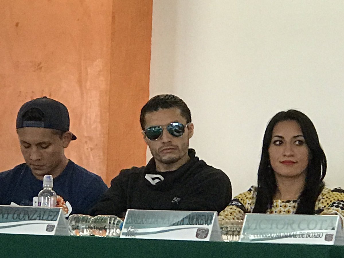 hislas9's tweet photo. .@AlacranBerchelt comentó vía telefónica en #MartesDeCafé que si le daría una oportunidad al doble campeón mundial @jhonnygbox #BoxeoCMB https://t.co/PxLGTUr4jr