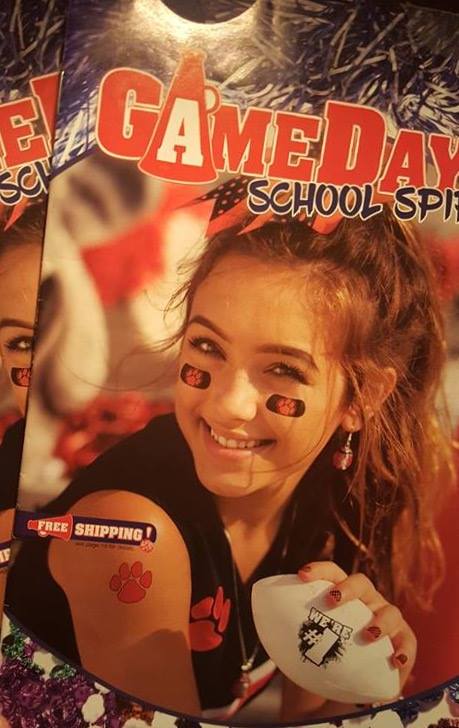 Privilegedmgt's tweet photo. Congrats To Our Model Shayleen On Her 1st Spirit Wear Magazine Cover! For more details on our next open call email info@privilegedmodels.com https://t.co/7i4nq6gtku