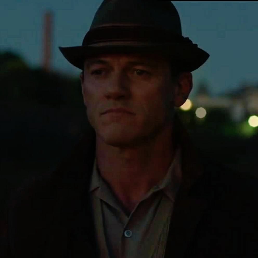 katia221190's tweet photo. My screenshots from the trailer of
#professormarstonandthewonderwoman
My favorite moments with #LukeEvans 
😍😍😍👏👏👏 
#luketeers #lukeevansfans https://t.co/OFA4BB7hMs