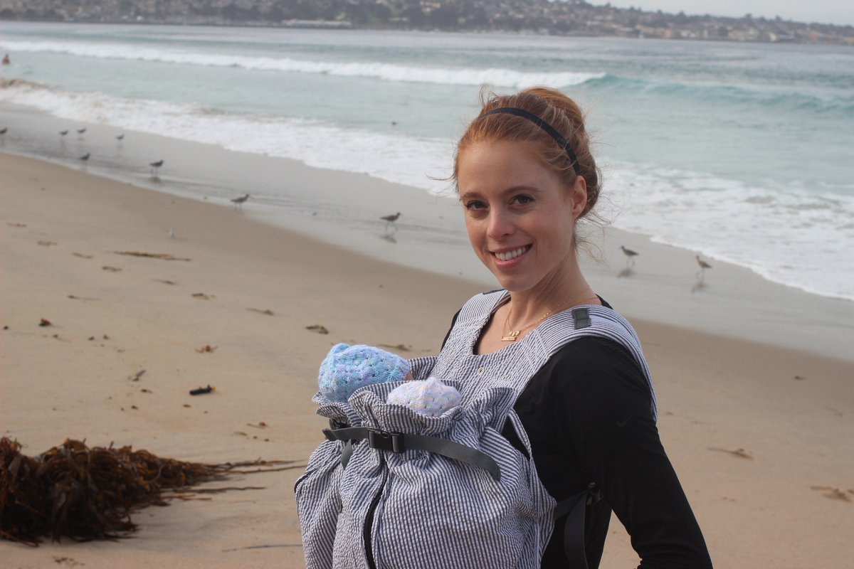 TheWeego's tweet photo. Our Seersucker Twin Baby Carrier is $10 off now through Fri with code HappySummerSeersucker @ checkout. It's the #BestBabyCarrier for twins! https://t.co/Gde5qZ0kZm