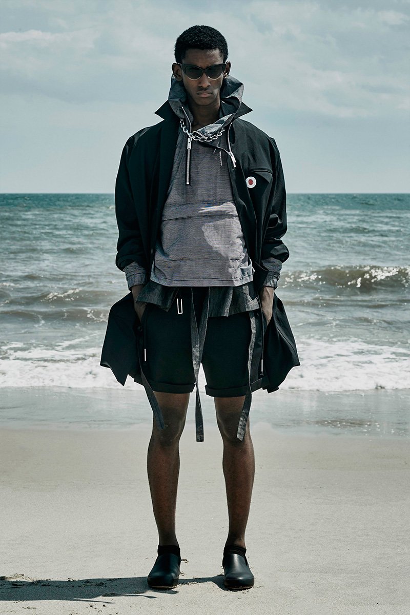Fuckingyoung's tweet photo. NEW YORK. Siki Im presented its Spring/Summer 2018 collection during New York Fashion Week. #NYFWM @sikiimstudio https://t.co/ueF5KhX7Uj https://t.co/Kq4vsTaNSM