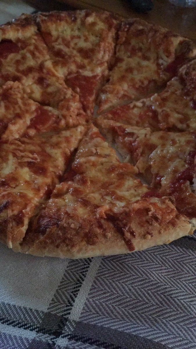 Recovery food for after work! #pizza #dinner