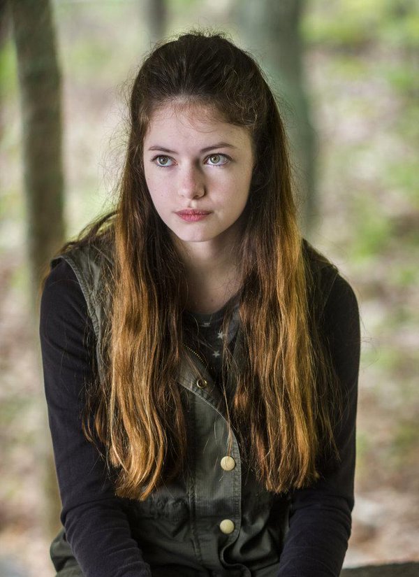 HybridsImprint's tweet image. Renesmee @feistyhybrid
//SL
       Search\\

-Descriptive
-Literate
-Imprinted to Jake
-No sites please

Like to plot