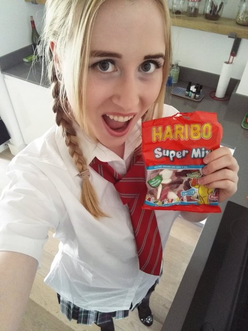 A very happy Satine! @UKHardcorePorn is in my good books forever... he bought haribo! :D #haribolove<a class="tags" target="_blank" title="On Twitter" href="/?out=eyJ0eXAiOiJKV1QiLCJhbGciOiJIUzUxMiJ9.eyJpYXQiOjE3MjcyNTg0NzYsImlzcyI6InR3cG9ybnN0YXJzLmNvbSIsIm5iZiI6MTcyNzI1ODQ3NiwiZXhwIjoxNzU4Nzk0NDc2LCJyZWRpcmVjdF91cmwiOiJodHRwczovL3R3aXR0ZXIuY29tL1VLSGFyZGNvcmVQb3JuIn0.wPog_pUqdRdCEfxRSbJb7YaCgQYNSCukfuhEu6nkRZD2Omni8yDCETYXamQGK4cEKjk8RTFxw84UbU-6HZt-yg">@UKHardcorePorn</a><a href="/tag/haribolove"class="tags"><span>#haribolove</span></a>