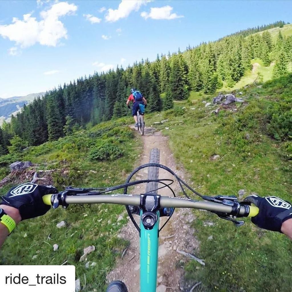 RayongBikeTours's tweet photo. #Repost @ride_trails (@get_repost)
��・・
Throwback to a week ago. I was riding the Hacklberg Trail during the #glemm… https://t.co/gIsUUw3c44 https://t.co/lCmHUylDZ9