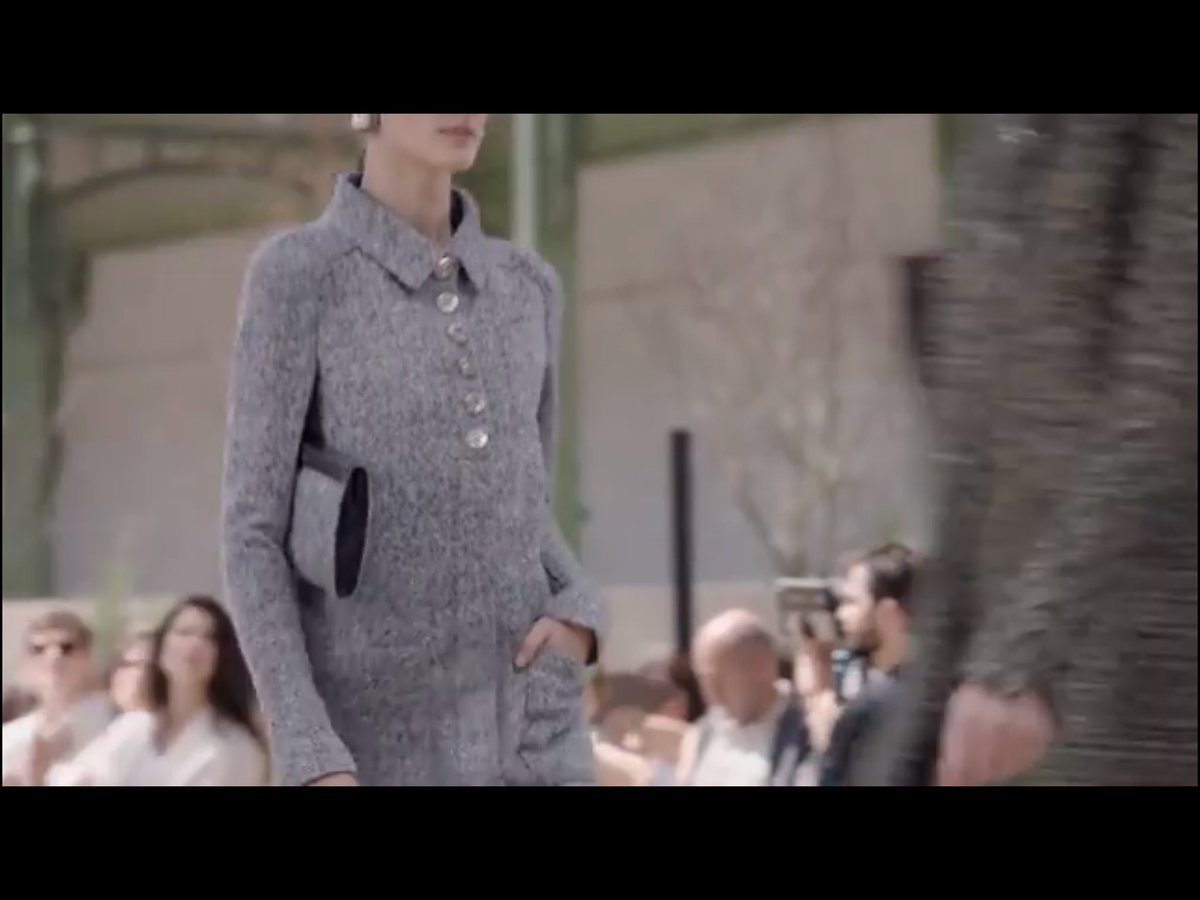 amplitudeevent's tweet photo. Avez vous reperé le discret #syva de #lacoustics dans le défilé Chanel 2017.
Cette colonne va être la star des conventions #amplitudeevent https://t.co/EzgARF1xUk