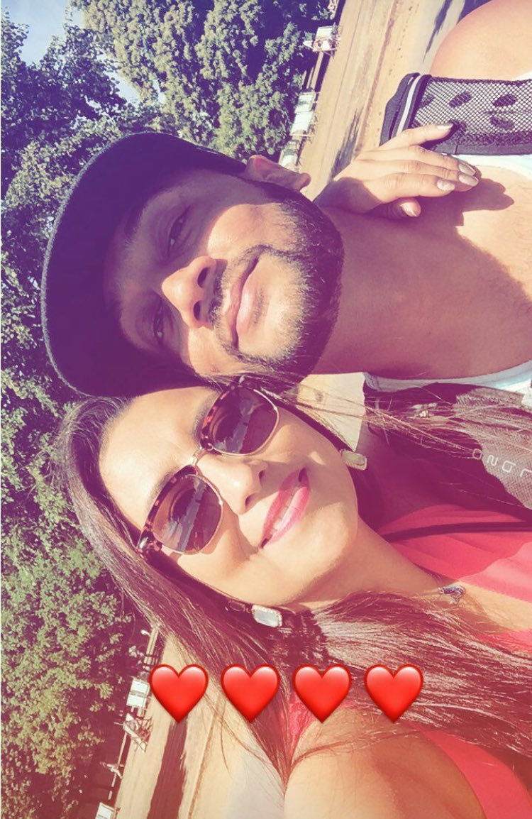 SIrenita_0's tweet photo. Tardes relajantes llenas de risas, caminatas, travesuras y aventuras en el parque con mi amor!!! #missinghimlikecrazy https://t.co/Ln5C7YP2br