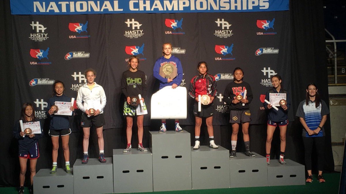 TXGirlsWrest's tweet photo. Samara Chavez places third in the 94 lb bracket #Texasgirlswrestling https://t.co/EOx4D6AhOI