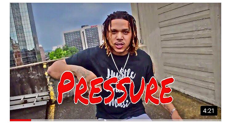 likeLWOODS's tweet photo. 💧💥🎬💥💧"Pressure" - @Jaye_100 Shot by #ReelEyeMedia #REM #JayeDolla #JayeWayOrNoWay #HAM #Chattanooga #NEW #NP 📲👀👉 https://t.co/CTxw4nSjNF https://t.co/rMvdt0lw6Q