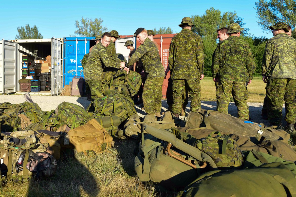 CanadianArmy's tweet photo. Members of the #3PPCLI currently on #OpREASSURANCE, Papa Air Base in Papa, #Hungary in preparation for participation in Ex #SWIFTRESPONSE https://t.co/ZhC6ZTKZiG