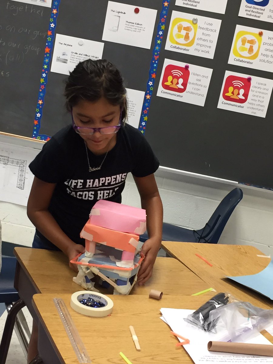SaratogaESFCPS's tweet photo. Dr. Harris's #CuriousMinds class working on how to build a strong building. #SummerOfLearning2017 https://t.co/CYtX2wqFlw