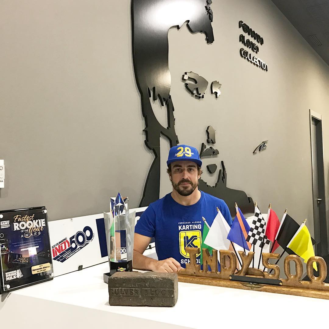 _eI14's tweet photo. Indy 500.. #ALO29 Vía @alo_oficial https://t.co/vc10YtgXHa