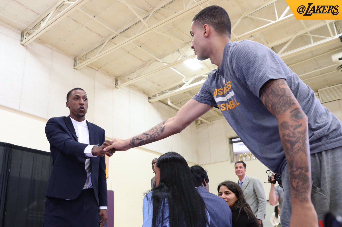 Media Tweets by Los Angeles Lakers (Lakers) Twitter