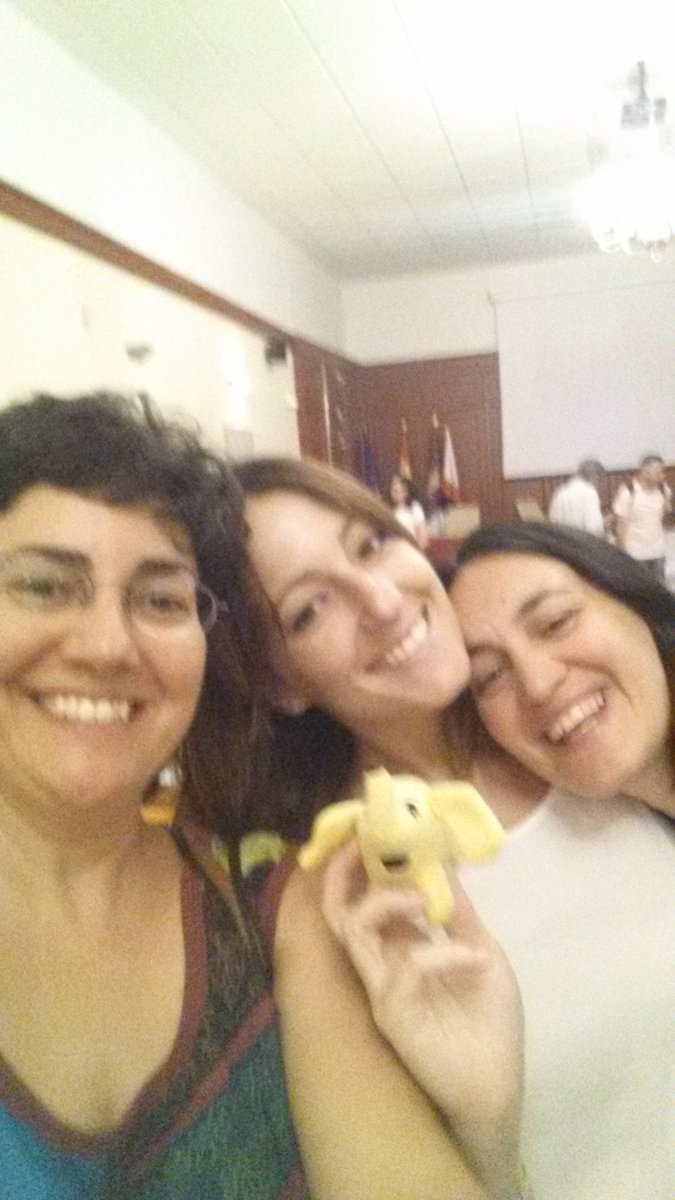 EugeniaMaruher's tweet photo. Qué bien acompañado #elefanteamarillo en #UIMP de #Cuenca https://t.co/cMKmFUrgRs
