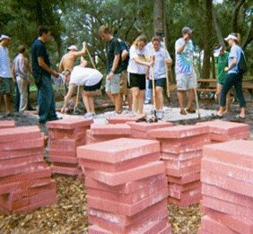 HandsOnOrlando's tweet photo. Boost your companyβs profits and goodwill. Invest in an #employeevolunteerprogram. Why? https://t.co/BvVeGpfsj4 #CSR @HandsOnOrlando https://t.co/S2RVvYl4tW