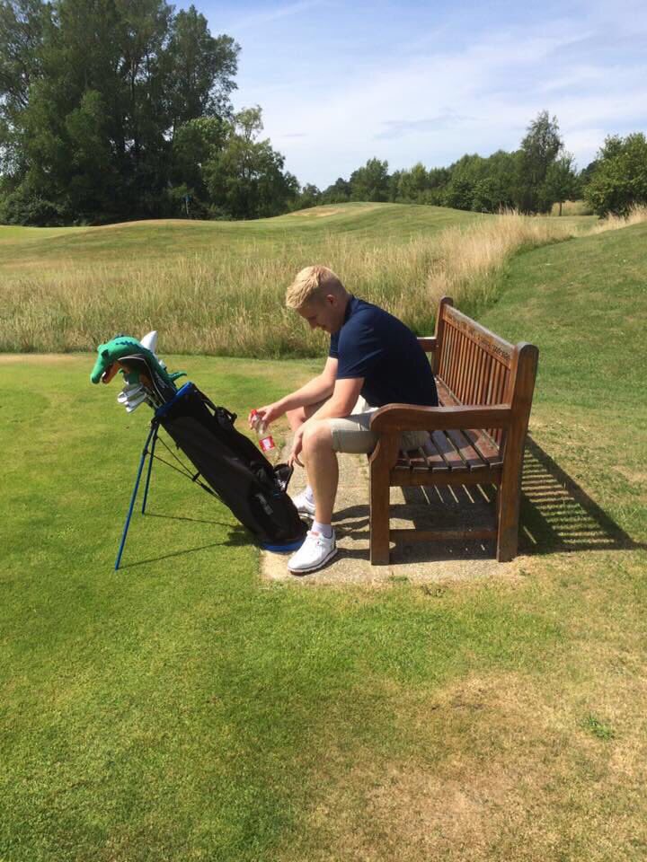 aliwilliamsgolf's tweet image. Should have worn some factor 👀 #factor500