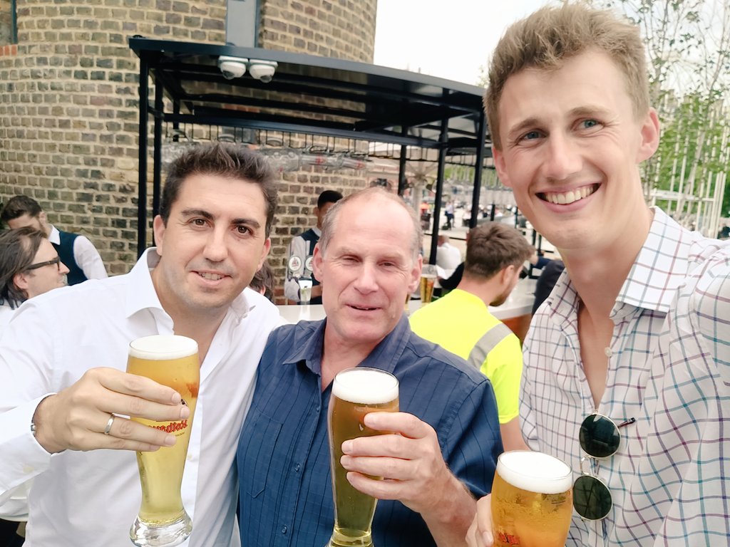 UmiDigital's tweet photo. Wonderful evening of drinks and light refreshments with @HMAinfo @SteveLowy reminiscing on #nhmc17 https://t.co/WiFKPrzWgH