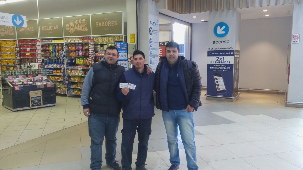 Mas compañeros afiliados. Con lucas de carrefour monroe. Delegados Presentes Externos! #Por Mas Union @RamonMuerzaSEC <a href="/DelegadosBayton/">Delegados Bayton</a>