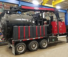 VectorVacuums's tweet photo. Originally designed for oil field ops, the Mudslinger HD™ is at home digging trenches or recovering drilling mud. 
https://t.co/X1OD5ZCMz0 https://t.co/3einkyhzed