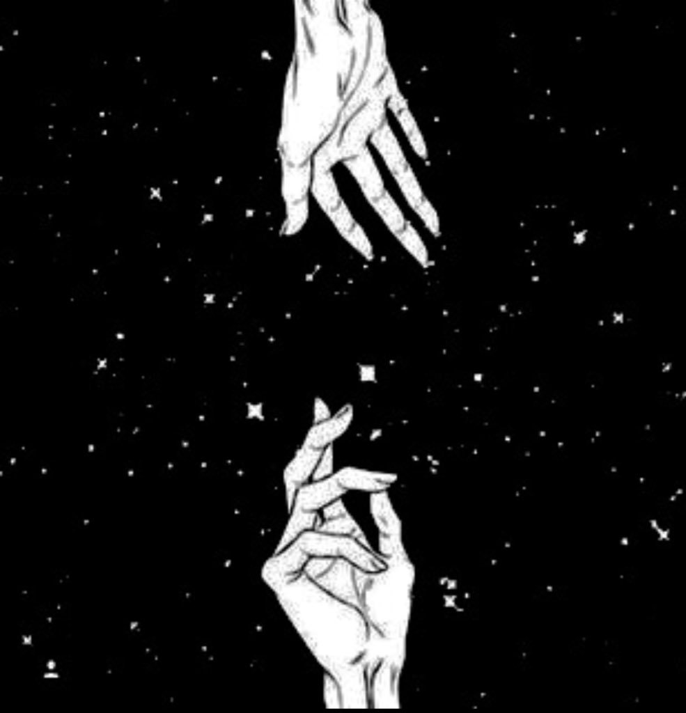 يوجعني قلبي لما اتمسك بشخص وانا خايفه يتركني ,توجعني فكرة ان الناس كلهم مؤقتين ومجرد عابرين ,تقرا ؟طيب طمني وقول انا معاك لين نهايه هالعمر ؟