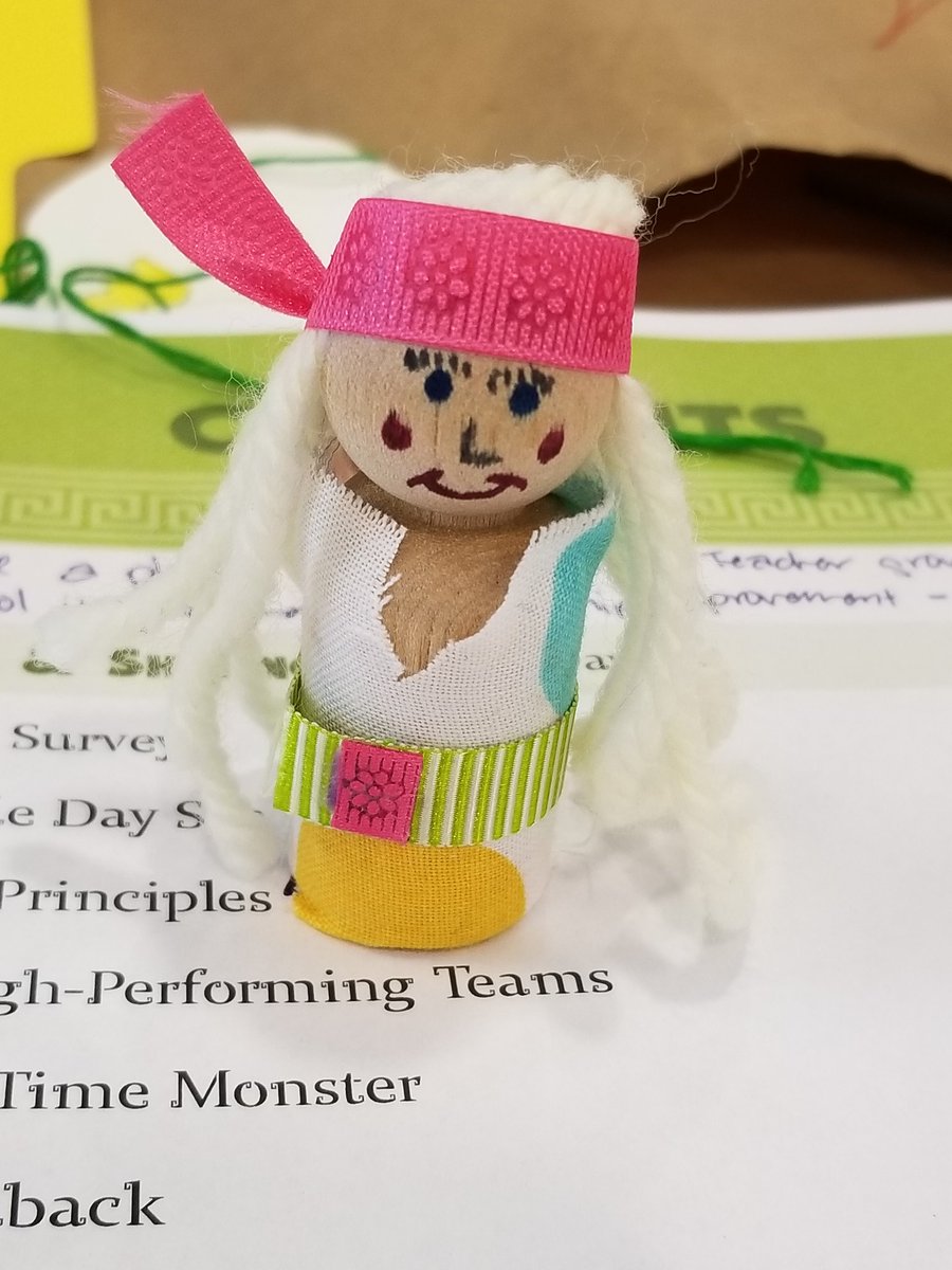 sgulley27's tweet photo. Teamwork!! #foxyroxy #pegdolls #LEARNPLAYGROW #cdworkshop17 https://t.co/E6BK6BuVUv