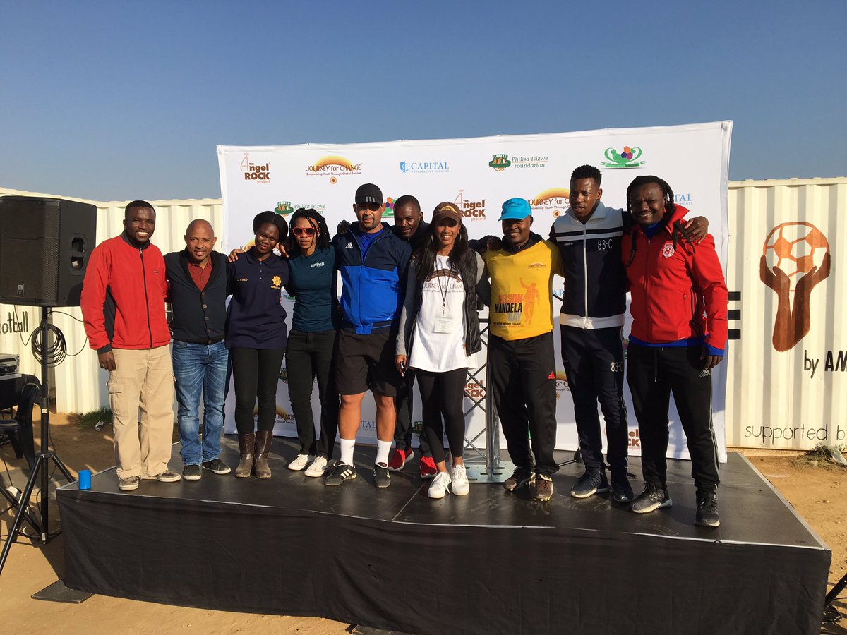 Journey4Change's tweet photo. @Journey4Change hosted a soccer match for 450 youth in honor of #MandelaDay in Deipsloot, #SouthAfrica. #67minutes #CapPrep @DrStevePerry https://t.co/uGPSP4edbt