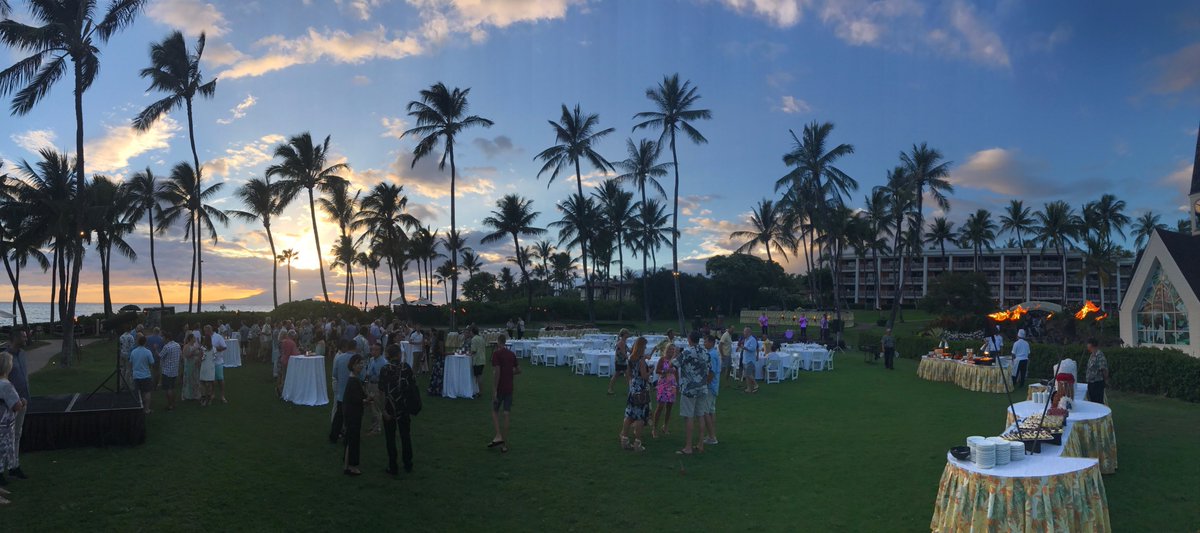 HartzlerICS's tweet photo. Guests arriving at last night's #HartzlerICS dinner https://t.co/hIXx5V1JC2