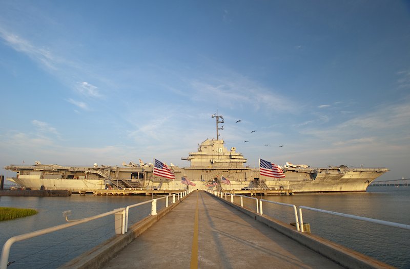 ExploreCHS's tweet photo. Head to @Patriots_Point, climb aboard the USS Yorktown & recall the days when this vessel slid through the sea. https://t.co/LbJHFFnuoP https://t.co/Nvr4IK8fnv