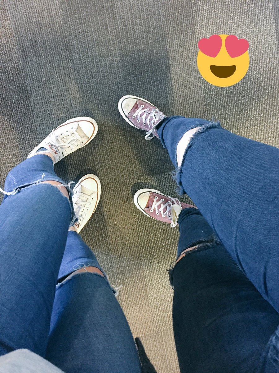 insideabbey's tweet image. We got the memo 👸🏻👸🏻@Nikki_Night #twinning