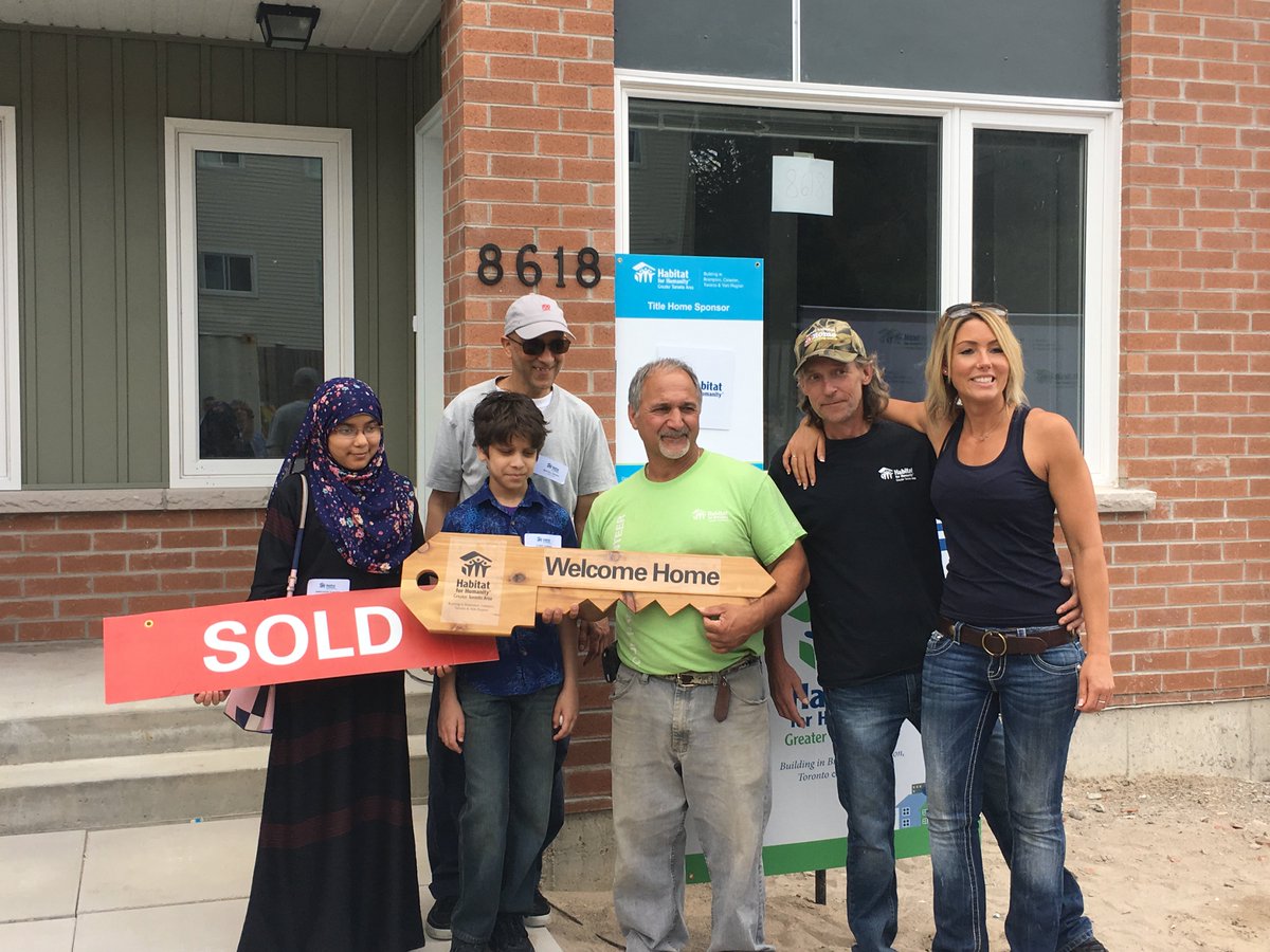 RocheCanada's tweet photo. Congrats to the 4 families who received @HabitatGTA #torbrambuild homes today! We're so proud to help build and #giveback in our community https://t.co/YuH1gPH0RR