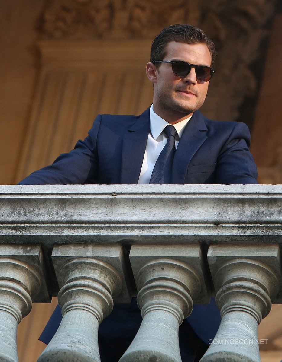 FSOGLoveStory's tweet photo. Can't believe it's been a year already!!! #JamieDornan &amp; #DakotaJohnson #FiftyShadesFreed https://t.co/S8GfYLfD1H