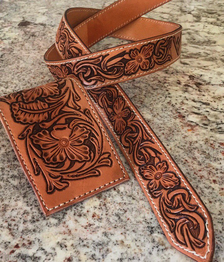 KorbanGibbs's tweet photo. KC Leather giveaway! Retweet to enter, read instructions for more information. https://t.co/7fsVukiYhj