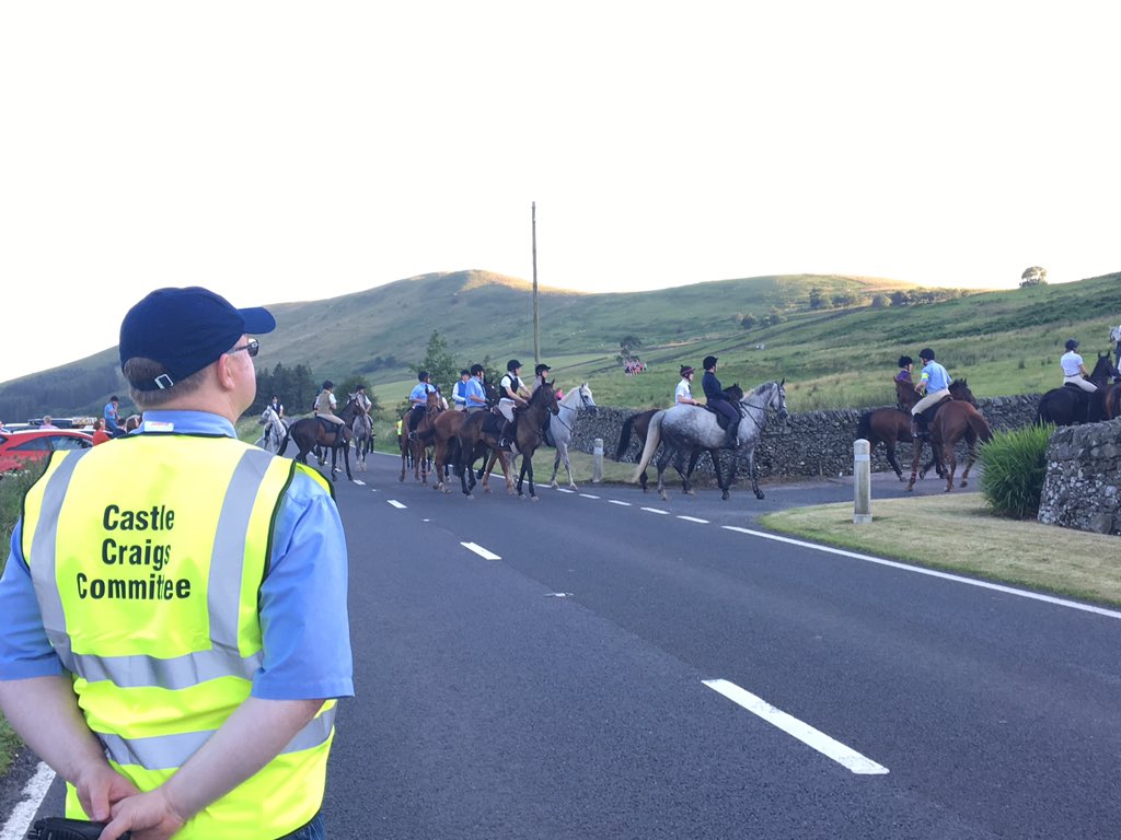AnnanEskdPolice's tweet photo. Glorious night for a patrol of our beat near @BordersPolice whilst keeping an eye on the Rideout to ensure safety across the #A7 #sunouts https://t.co/AjSzNNY2l3