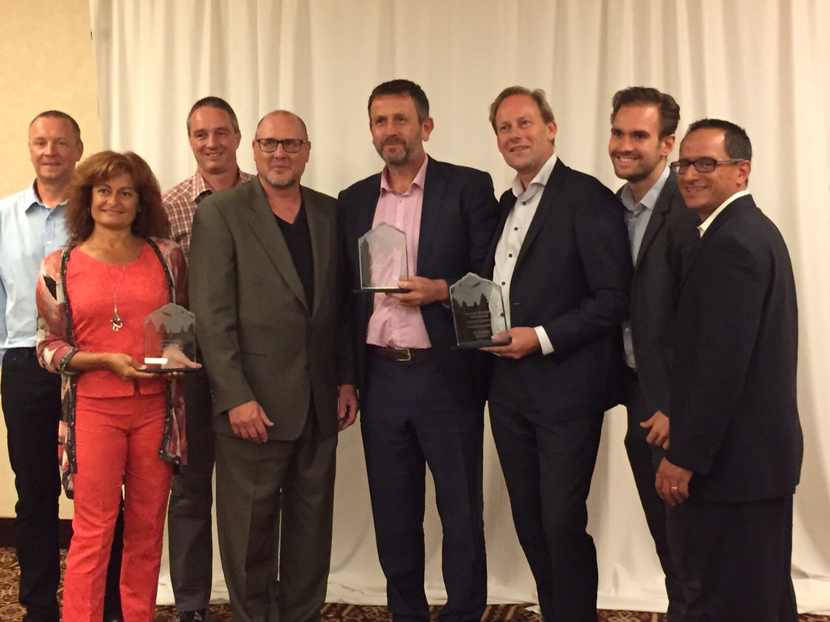 RedfaireERP's tweet photo. The Team was honoured and proud to be recognised with three excellence awards at the @OracleJDEdwards #JDESummit17. https://t.co/NsHPYWOOey https://t.co/puXShkwfuZ
