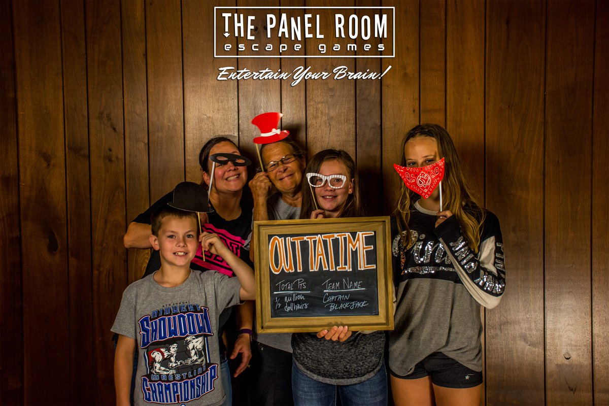 ThePanelRoom's tweet image. Thanks for coming out, Team 'Captain Black Jack'! #stjosephmo #escaperoom #stjoemo #TheWildWildWest