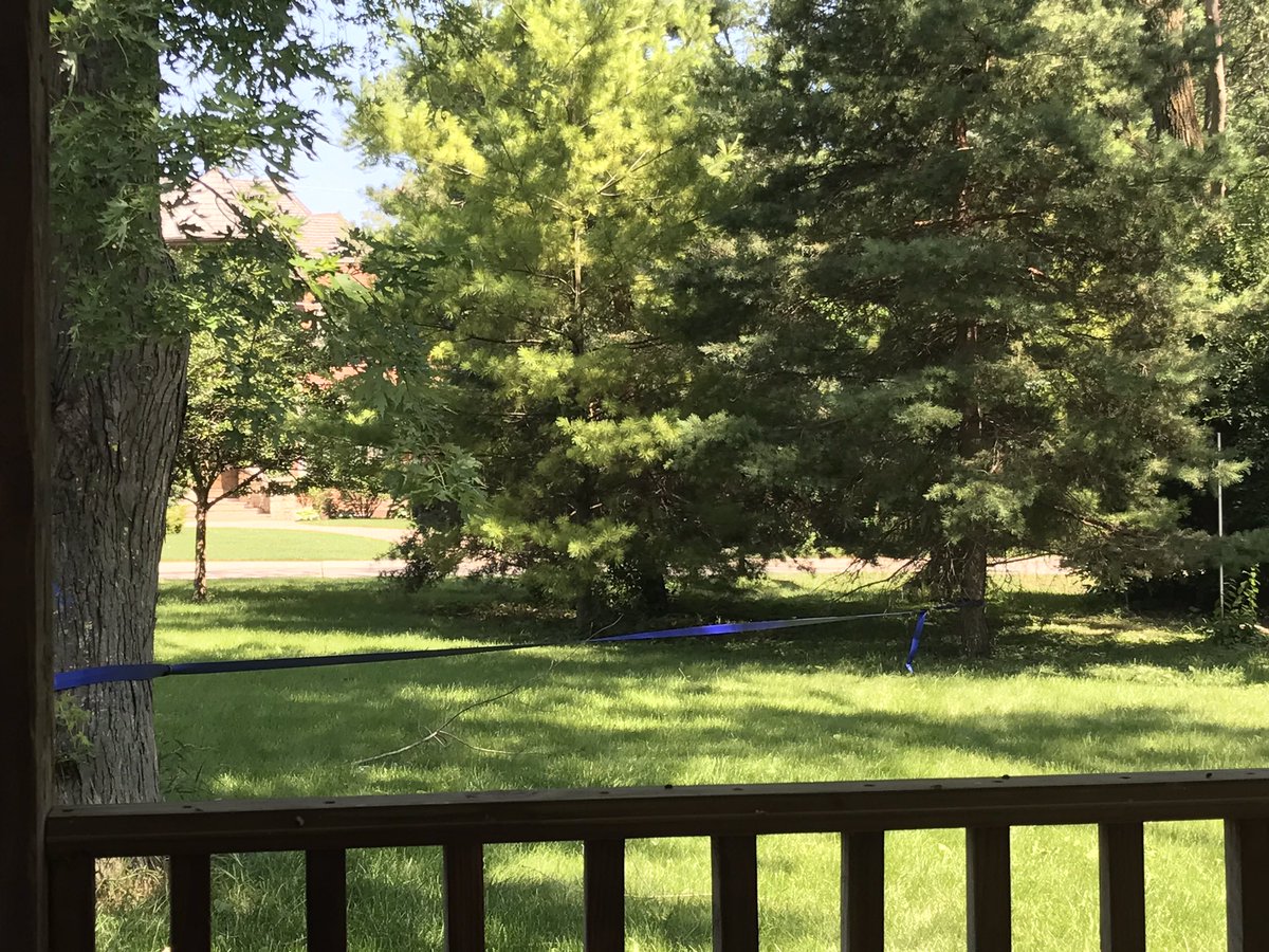 theparkcore's tweet photo. No better place to slack line than your own front yard #slack line https://t.co/nnfD3FAev0