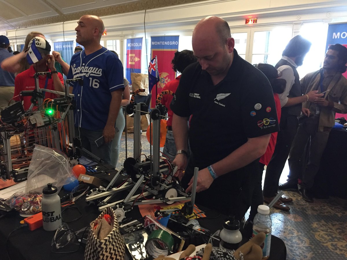 NZKarebots's tweet photo. Packing up now😢 The competition is coming to a close at #FGC2017 but we wish it could last forever, we've had so much fun! @F1RSTglobal https://t.co/bcTKWGpoZi