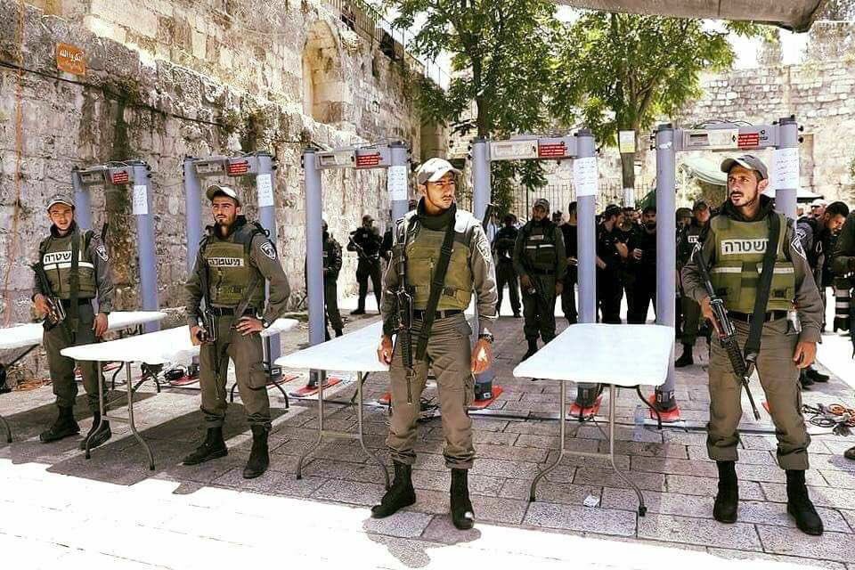 BurakDernegi's tweet photo. Kudüs özgür olmadıkça,
Tüm Şehirler Tutsaktır !..

#FreeQuds https://t.co/XbQcg4HYkh