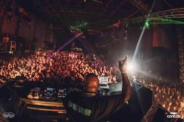 Pure Carl Cox tweet media