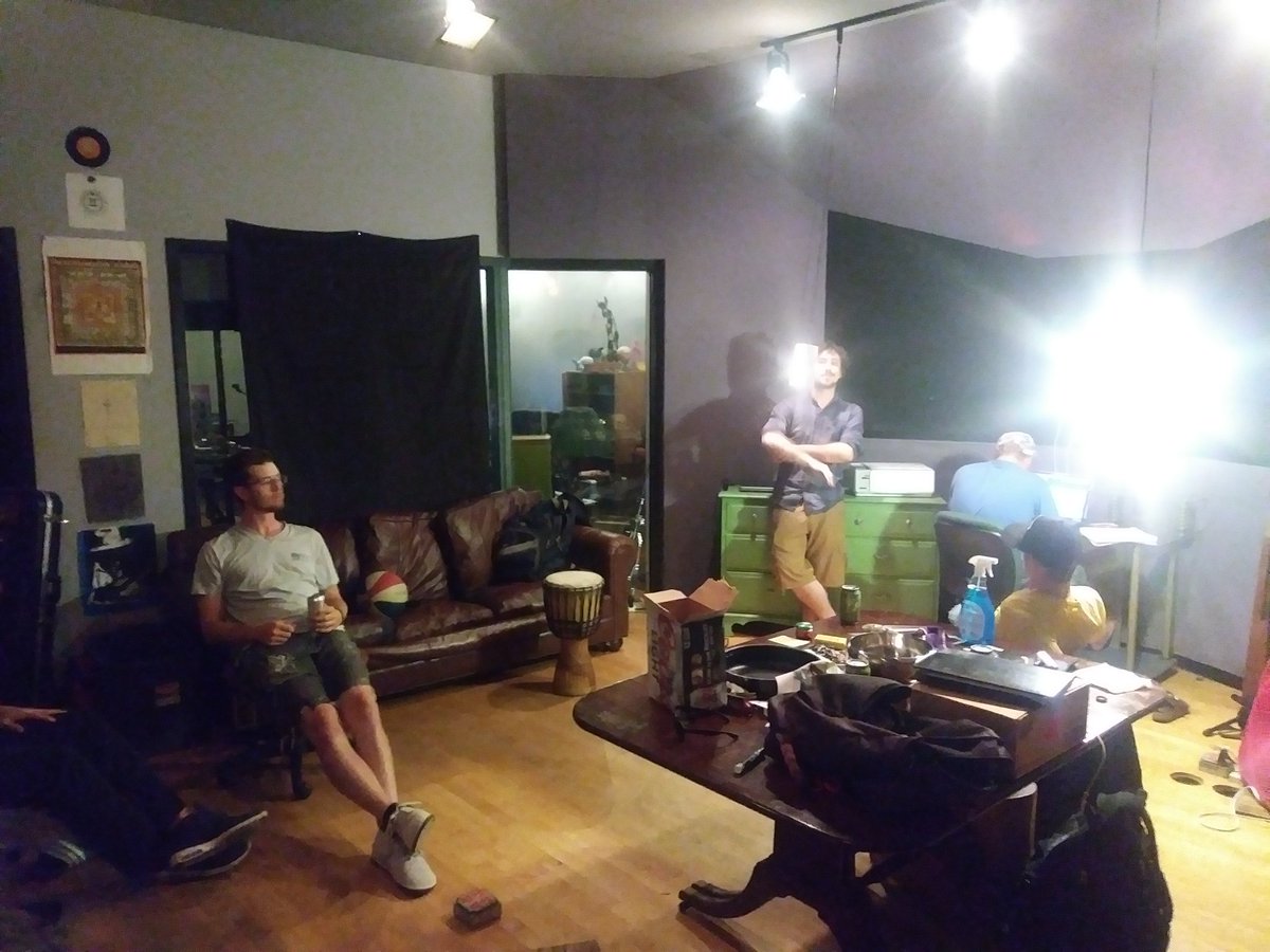 bask_et's tweet photo. @EarthlingsBand it's working! #akashik https://t.co/lvJcdxkWNa