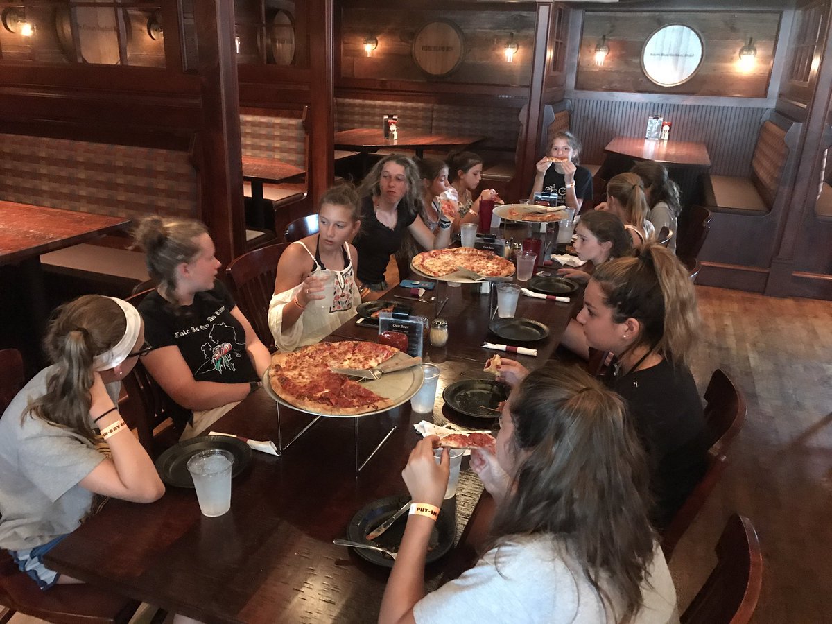 pibrollingpub's tweet photo. Awesome idea for children's birthdays!!! https://t.co/zT2FQiWSgJ