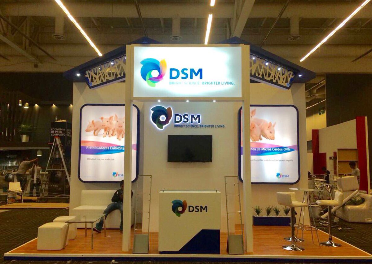 jesusmoralesdsm's tweet photo. #Mexico #Swine Team of @DSMFeedTweet welcomes the participants of the LI Annual #AMVEC2017 Congress at #Queretaro. Visit us on our booth! https://t.co/BlvSaj5AQ7