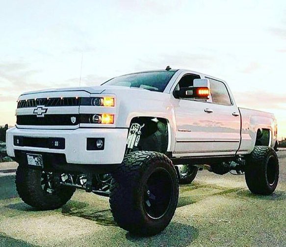 Truckpicsdaily's tweet photo. #Chevy https://t.co/BpaAJ9JrB6
