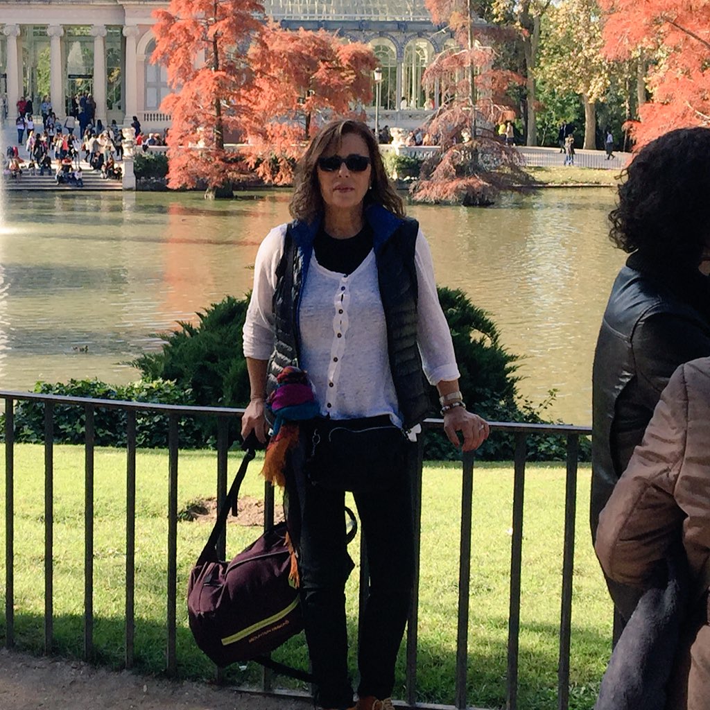 TeilleryMarcela's tweet photo. #NuevaFotoDePerfil https://t.co/4aLRF2otNC