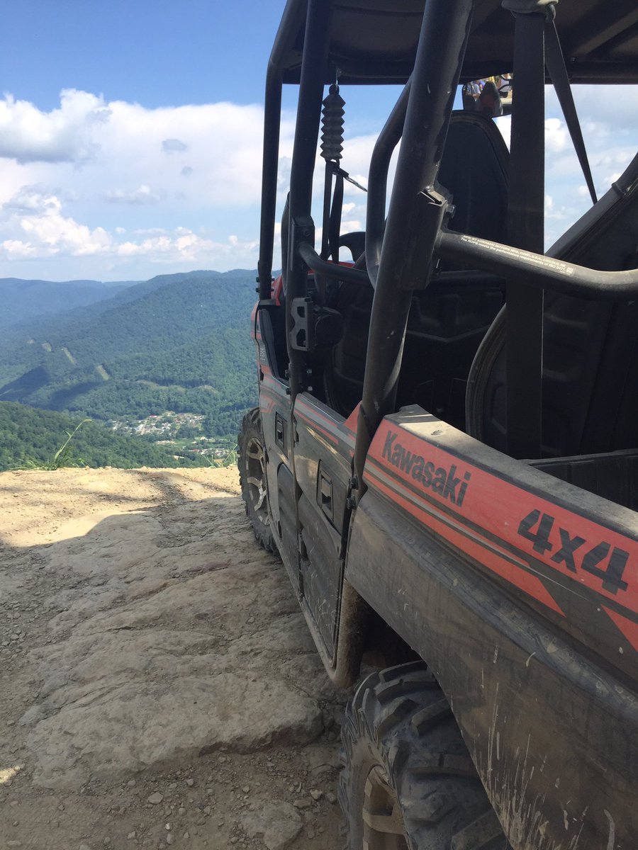 allaboutandy's tweet photo. On top of Black Mountain @_blackmountain_ @TeryxCentral @KawasakiUSA @OffRoaddotcom @RideCenterUSA @Shiglyogly https://t.co/TtT2yGVaGH