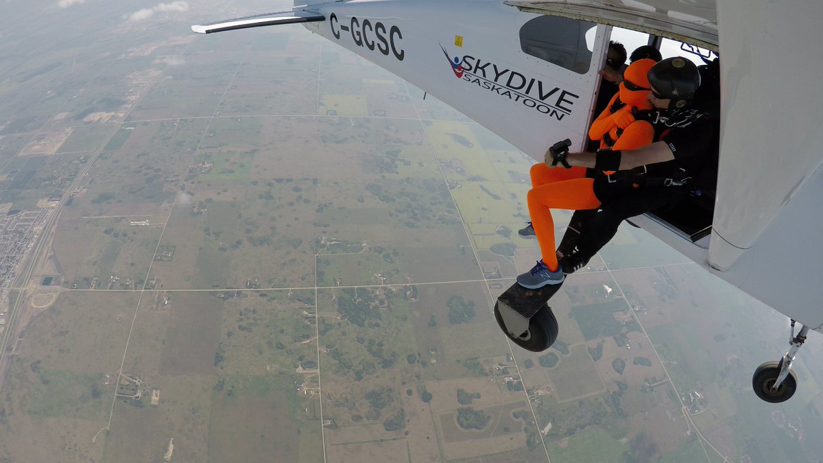 Check out the orange man from orange theory fitness going for a skydive! skydive.ca #orangetheorysaskatoon #skydiving #tandem