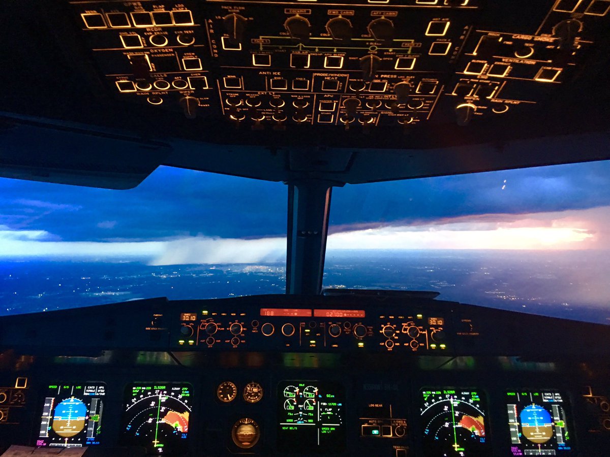 CactusCreed148's tweet photo. Jumpseat sunset shot into Atlanta courtesy of a bestfriend who lives the aviator dream. Thanks bronacho for riding the @united bus! #UAL https://t.co/9tjou6GuD0