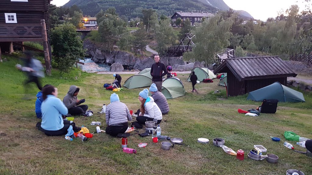 natasharoston's tweet photo. #madecamp #dinnertime #smileyhappypeople @DofE_STAGS #Norway2017 @STAGSPE https://t.co/3jzHdZ5EzF