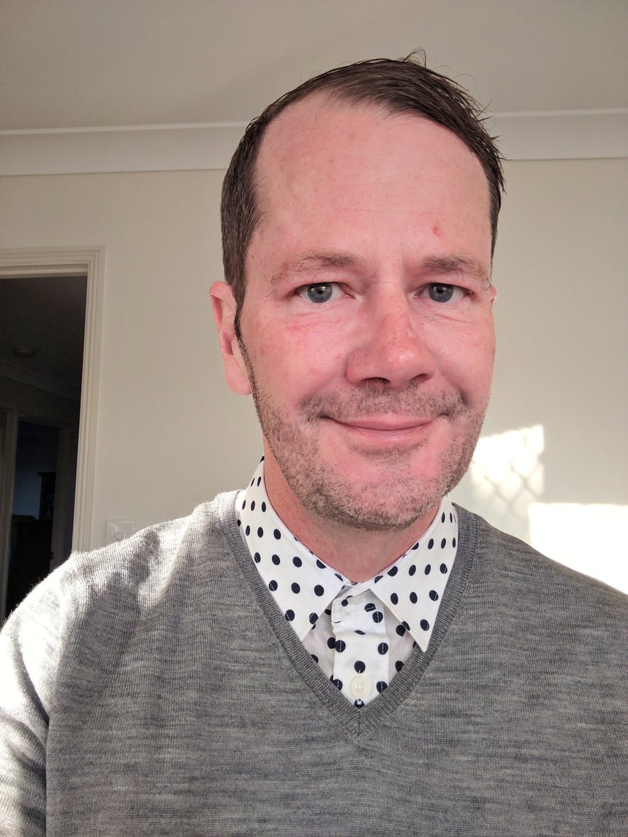 oneplanetmikey's tweet photo. Trying to pull of the wearing of polka dots. #AtomicMutton https://t.co/HBitMveQMZ