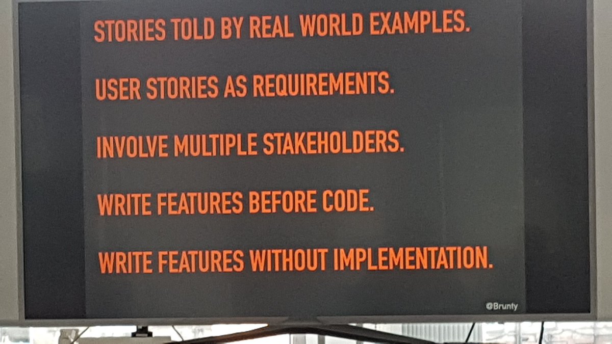 Exadra37's tweet image. Excelent intro to #BDD with #Behat and #gerkin for #php #developers by @Brunty in one more @edpug #meetup in #Edinburgh